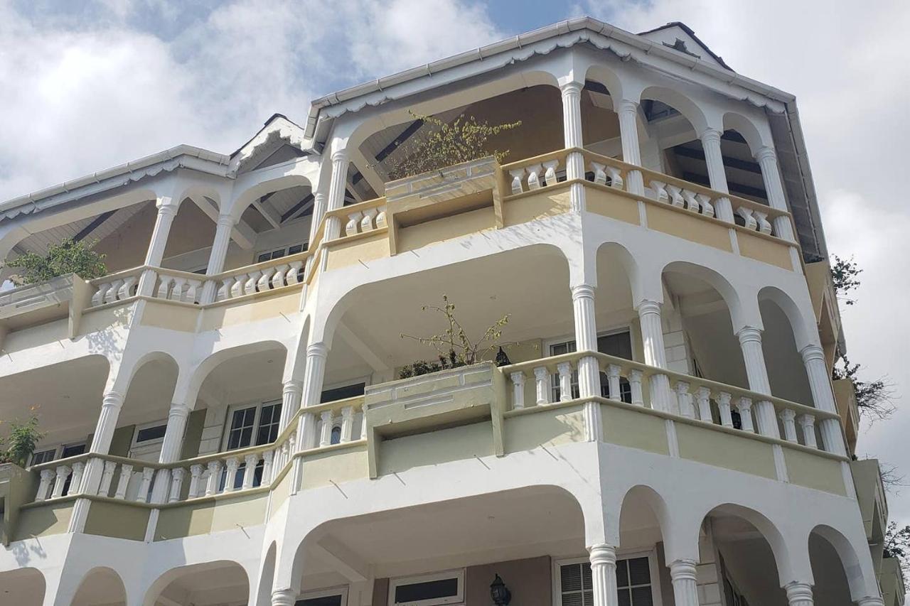 Unit 4 Private Apartment - Roseau Luaran gambar